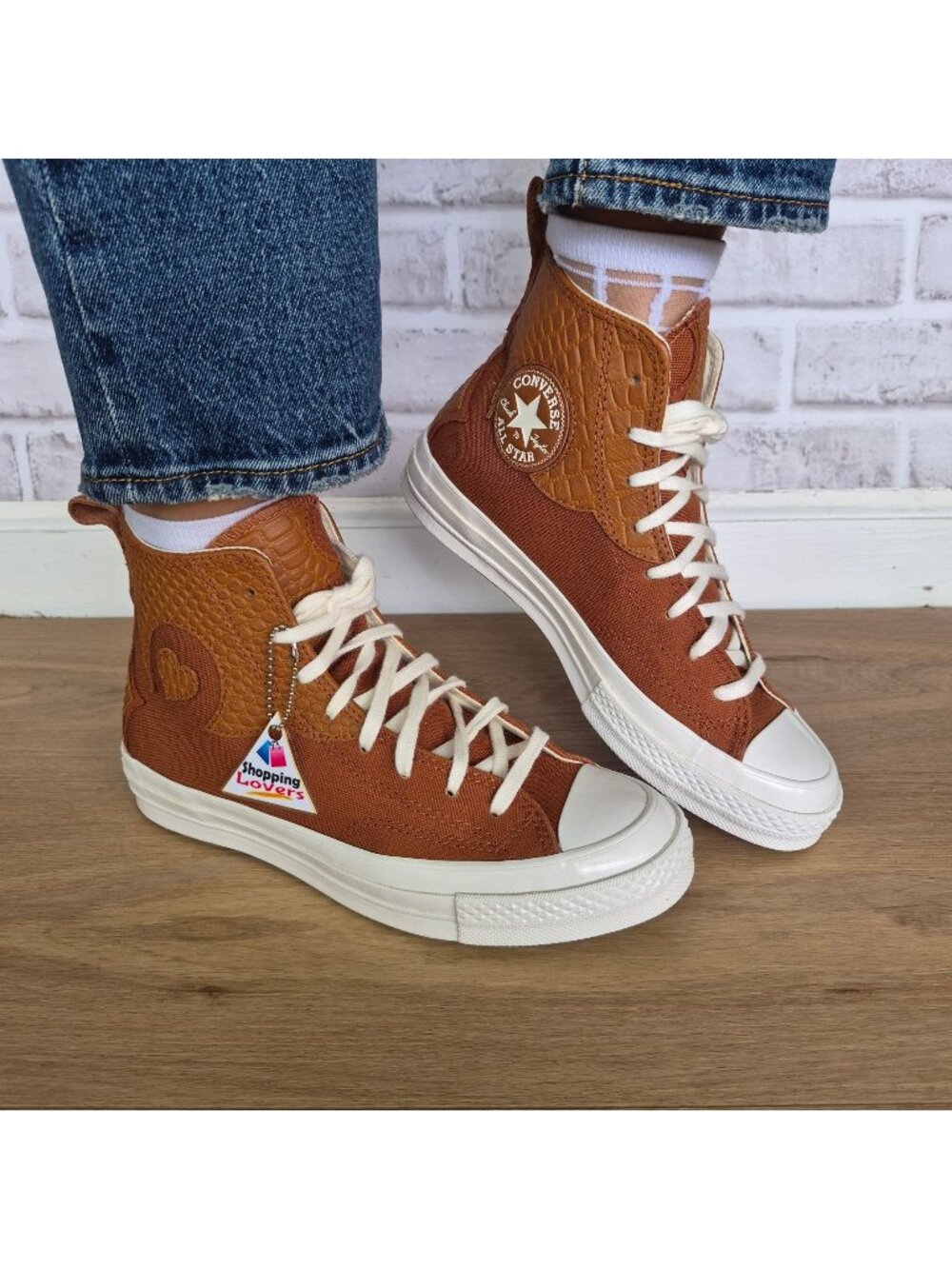 ⭐Converse Chuck 70 High size 8.5 Women's shoes Sneakers Brown White A10334C